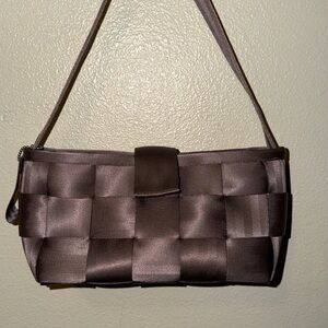 Harveys Seatbelt Bag Gray Woven Shoulder Bag | Made in USA